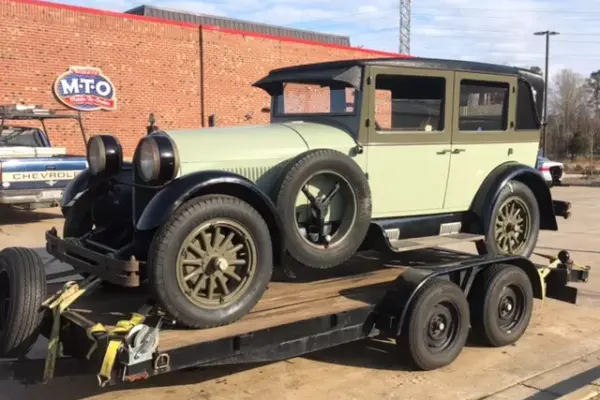 1925 Kissel Deluxe Four-Door Sedan Model 6-55