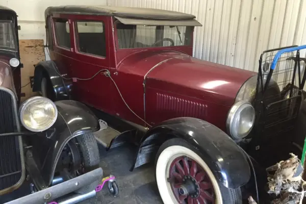 1927 Kissel Model 8-65 Standard Two-Door Sedan